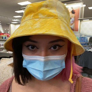 Meet your Posher, Emma